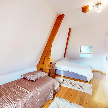 Hébergement de vacances 2 Bedroom Gorgeous In
