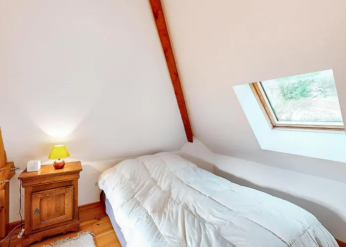 Ferienhaus In Louvie-Soubiron