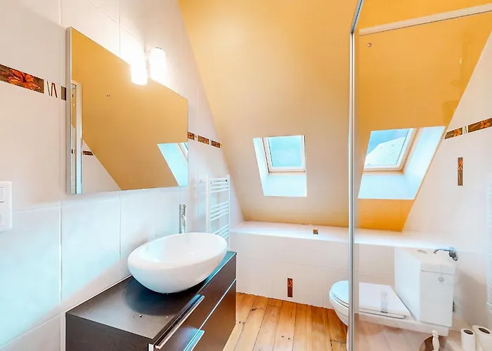 In * Louvie-Soubiron